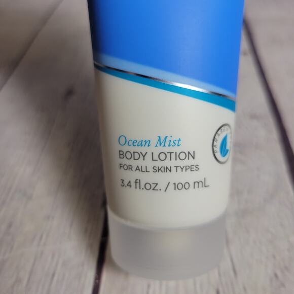 Seacret Body Lotion Ocean Mist 3.4 floz bottle Minerals from Dead Sea NEW - Picture 2 of 3
